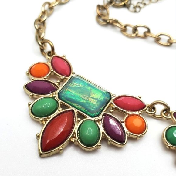 💥3/$25💥Boho Spring Colorful Statement Necklace - Picture 2 of 6